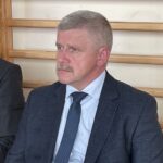 Radni Ostrowca Świętokrzyskiego zdecydowali o powołaniu papierowej spółki - Radio Kielce 01.08.2022. Ostrowiec Świętokrzyski. Sesja Rady Miasta Ostrowca Świętokrzyskiego. Na zdjęciu: Dariusz Wojtas - prezes MEC / Fot. Emilia Sitarska - Radio Kielce