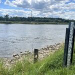 09.08.2022. Sandomierz. Niski poziom Wisły / Fot. Grażyna Szlęzak - Radio Kielce