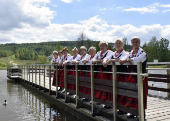 Górnianecki wiją wieniec dożynkowy - Radio Kielce