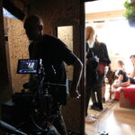 02.08.2022. W Pińczowie rozpoczęły się zdjęcia do najnowszej produkcji znanego reżysera Jana Jakuba Kolskiego pod tytułem „Wariaci” / Fot. Marta Gajda-Kruk - Radio Kielce