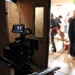 02.08.2022. W Pińczowie rozpoczęły się zdjęcia do najnowszej produkcji znanego reżysera Jana Jakuba Kolskiego pod tytułem „Wariaci” / Fot. Marta Gajda-Kruk - Radio Kielce