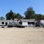 25.08.2022. Pińczów. Prace przy modernizacji dworca autobusowego / Fot. Marta Gajda-Kruk - Radio Kielce