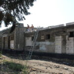 25.08.2022. Pińczów. Prace przy modernizacji dworca autobusowego / Fot. Marta Gajda-Kruk - Radio Kielce