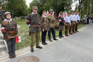 01.08.2022. Staszów. Obchody 78. rocznicy wybuchu Powstania Warszawskiego / Fot. Grażyna Szlęzak - Radio Kielce