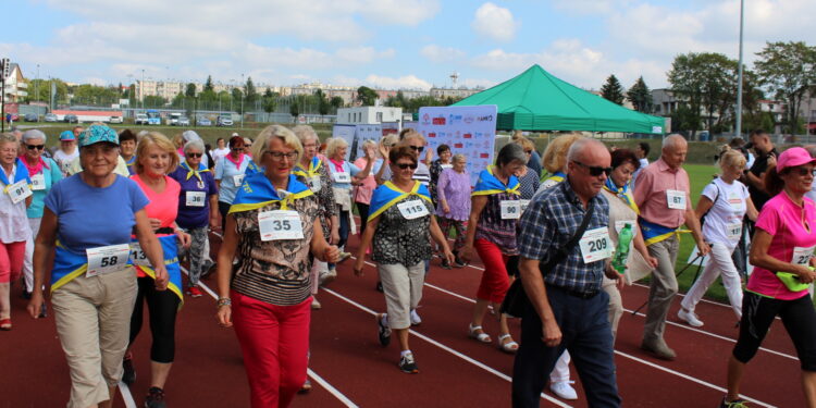 29.08.2022. Busko-Zdrój. Inauguracja ogólnopolskiej kampanii społecznej „Senior w Ruchu” / Fot/ Marta Gajda-Kruk - Radio Kielce