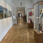 14.08.2022. Wiśniowa. Otwarcie odrestaurowanego pałacu. / Fot. Grażyna Szlęzak - Radio Kielce