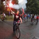 13.08.2022. Zagnańsk. IV Rajd Rowerowy Szlakiem Brygady Świętokrzyskiej Narodowych Sił Zbrojnych. Na zdjęciu: Mirosław Gębski - starosta kielecki / Fot. Jarosław Kubalski - Radio Kielce
