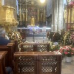 Tłumy pożegnały byłego posła i starostę sandomierskiego - Radio Kielce 19.08.2022. Koprzywnica. Pogrzeb Stanisława Masternaka / Fot. Grażyna Szlęzak- Radio Kielce