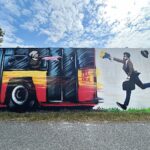 23.08.2022. Kielce. Mural przedstawiające historię Miejskiego Przedsiębiorstwa Komunikacji w Kielcach / Fot. Jarosław Kubalski - Radio Kielce