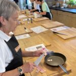 30.08.2022. Kielce. Warsztaty kulinarne dla uchodźców z Ukrainy i kielczan / Fot. Iwona Murawska - Radio Kielce