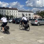 10.08.2022. Kielce. Policjanci na rowerach / Fot. Monika Miller - Radio Kielce