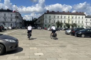10.08.2022. Kielce. Policjanci na rowerach / Fot. Monika Miller - Radio Kielce