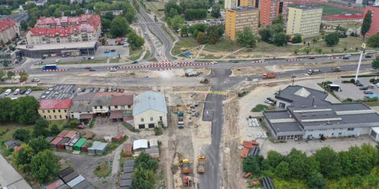 22.08.2022. Przebudowa skrzyżowania Alei Solidarności z Aleją Tysiąclecia Państwa Polskiego / Fot. Jarosław Kubalski - Radio Kielce