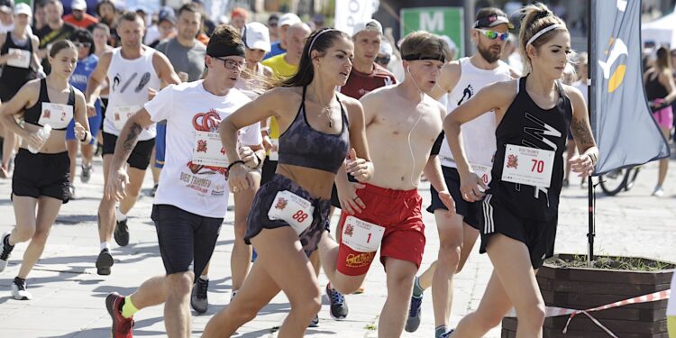 27.08.2022. Kielce. „Bieg Triumfu nad Bolszewizmem”. / Fot. Jarosław Kubalski - Radio Kielce.