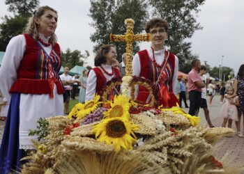 Piknik rodzinny i wiejskie dożynki w Gierlachowie