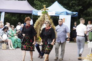 28.08.2022. Morawica. Dożynki gminne. / Fot. Jarosław Kubalski - Radio Kielce.