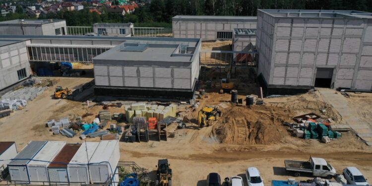 29.08.2022. Kielce. Budowa Świętokrzyskiego Kampusu Głównego Urzędu Miar. / Fot. Jarosław Kubalski - Radio Kielce.