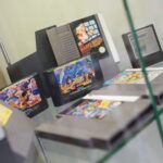 02.08.2022. Kielce. Muzeum Zabawek i Zabawy. Interaktywna wystawa oldsukolywch gier komputerowych / Fot. Wiktor Taszłow - Radio Kielce