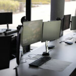 Centrum ITS robi wrażenie, ale do uruchomienia systemu wciąż daleko - Radio Kielce 03.08.2022. Kielce. Centrum sterowania ITS / Fot. Wiktor Taszłow - Radio Kielce