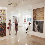 08.08.2022. Kielce. Wystawy w BWA. Triennale „Srebrny Czworokąt” i „Powłoka” Andrzeja Fydrycha / Fot. Wiktor Taszłow - Radio Kielce