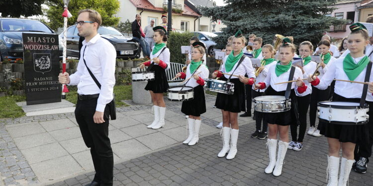 08.08.2022. Wodzisław. Marsz Szlakiem I Kompanii Kadrowej / Fot. Wiktor Taszłow - Radio Kielce