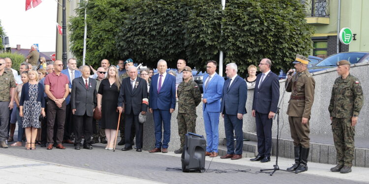 08.08.2022. Wodzisław. Marsz Szlakiem I Kompanii Kadrowej / Fot. Wiktor Taszłow - Radio Kielce