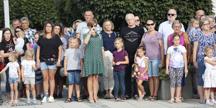 08.08.2022. Wodzisław. Marsz Szlakiem I Kompanii Kadrowej / Fot. Wiktor Taszłow - Radio Kielce