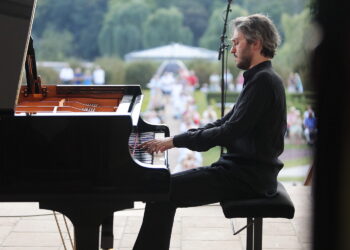 19.08.2022. Kielce. „Chopinowskie inspiracje”, koncert. Gra Alexander Gadijev. / Fot. Wiktor Taszłow - Radio Kielce.