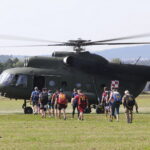 20.08.2022. Masłów. XXIII Mistrzostwach Związku Polskich Spadochroniarzy na celność lądowania / Fot. Wiktor Taszłow - Radio Kielce