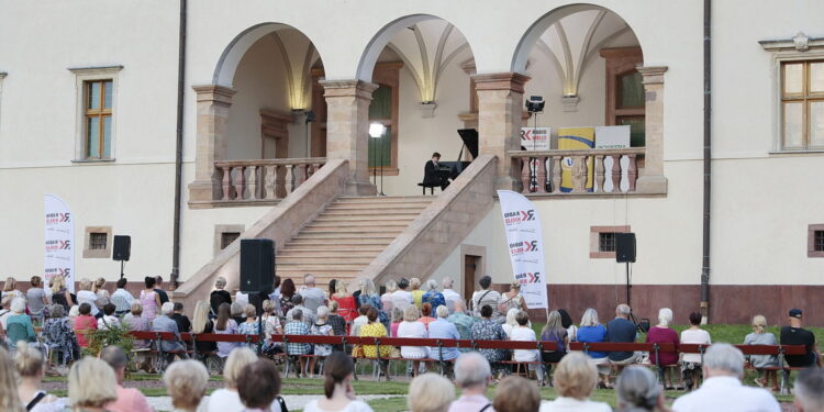 20.08.2022. Kielce. „Chopinowskie inspiracje”. Koncert Piotra Alexewicza. / Fot. Wiktor Taszłow - Radio Kielce