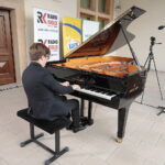 „Chopinowskie inspiracje”. Koncert jednego z najciekawszych młodych pianistów - Radio Kielce