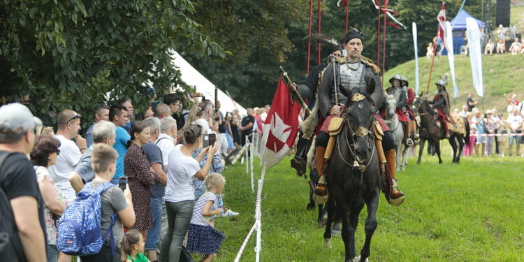 21.08.2022. Święty Krzyż. 410. rocznica urodzin księcia Jeremiego Wiśniowieckiego / Fot. Wiktor Taszłow - Radio Kielce