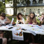 24.08.2022. Kielce. Dzień Niepodległości Ukrainy. Dom Środowisk Twórczych. Warsztaty haftowania / Fot. Wiktor Taszłow