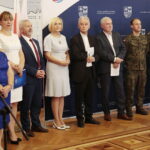 26.08.2022. Kielce, Wojewódzki Dom Kultury. II Rajd Rowerowy im. Westerplatczyków - konferencja. / Fot. Wiktor Taszłow - Radio Kielce.