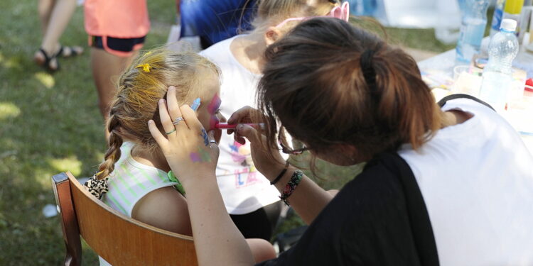 26.08.2022. Kielce, os. Herby. Piknik rodzinny. / Fot. Wiktor Taszłow - Radio Kielce.