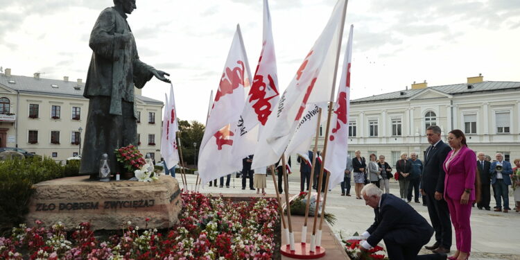 31.08.2022. Kielce. Uroczystości 42. rocznicy podpisania porozumień sierpniowych i powstania Solidarności. / Fot. Wiktor Taszłow - Radio Kielce.