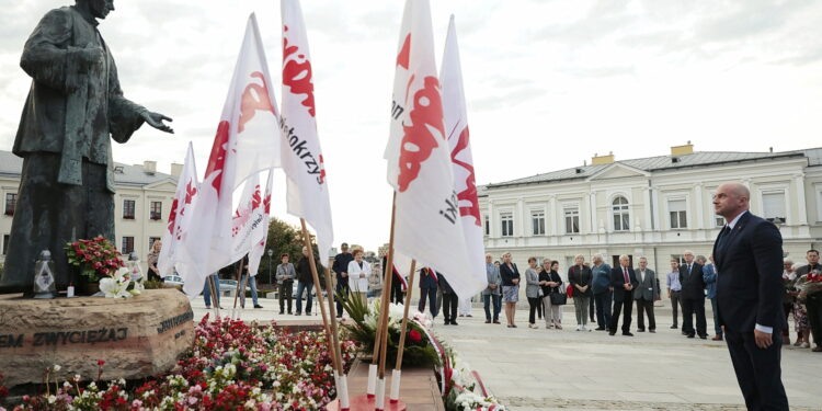 31.08.2022. Kielce. Uroczystości 42. rocznicy podpisania porozumień sierpniowych i powstania Solidarności. / Fot. Wiktor Taszłow - Radio Kielce.