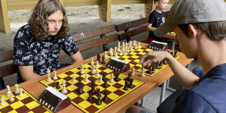 18.08.2022. Kielce. Wakacyjna Szkoła Szachowa Polskiego Radia Kielce / Fot. Jakub Rożek - Radio Kielce