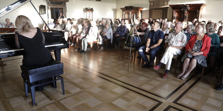 06.07.2022 Kielce. Pałac Biskupów Krakowskich. Koncert z cyklu „Chopinowskie Inspiracje” / Fot. Jarosław Kubalski - Radio Kielce