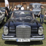 14.08.2022 Tokarnia. Park etnograficzny. Zlot samochodów i motocykli zabytkowych. Motopiknik / Fot. Jarosław Kubalski - Radio Kielce