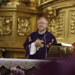 25.08.2022 Kielce. Katedra. Pogrzeb Alojzego Obornego, wieloletniego dyrektora Muzeum Narodowego w Kielcach / Fot. Jarosław Kubalski - Radio Kielce