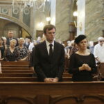 25.08.2022 Kielce. Katedra. Pogrzeb Alojzego Obornego, wieloletniego dyrektora Muzeum Narodowego w Kielcach / Fot. Jarosław Kubalski - Radio Kielce