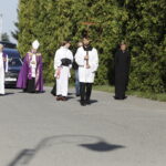 25.08.2022 Kielce. Katedra. Pogrzeb Alojzego Obornego, wieloletniego dyrektora Muzeum Narodowego w Kielcach / Fot. Jarosław Kubalski - Radio Kielce