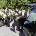 25.08.2022 Kielce. Katedra. Pogrzeb Alojzego Obornego, wieloletniego dyrektora Muzeum Narodowego w Kielcach / Fot. Jarosław Kubalski - Radio Kielce