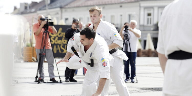 08.08.2022 Kielce. Pokaz karate w wykonaniu m.in. reprezentantów Ukrainy / Fot. Jarosław Kubalski - Radio Kielce