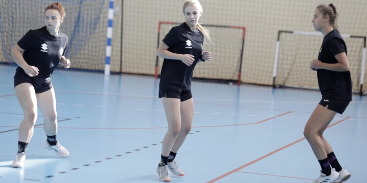 08.08.2022 Kielce. Trening piłkarek ręcznych Korona Handball Kielce / Fot. Jarosław Kubalski - Radio Kielce