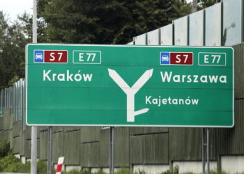 Oznakowanie na drodze S7 / Fot. Jarosław Kubalski - Radio Kielce