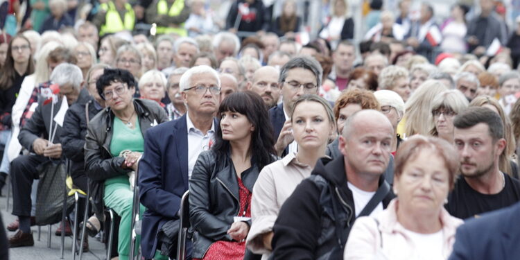 13.08.2022 Kielce. Koncert przed WDK pt. "Polska dziękuje. W Imię Wolności" / Fot. Jarosław Kubalski - Radio Kielce