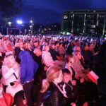 Setki osób na koncercie „Polska dziękuje. W Imię Wolności” - Radio Kielce