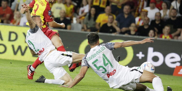 Na zdjęciu (z lewej): Ronaldo Deaconu / Fot. Jarosław Kubalski - Radio Kielce